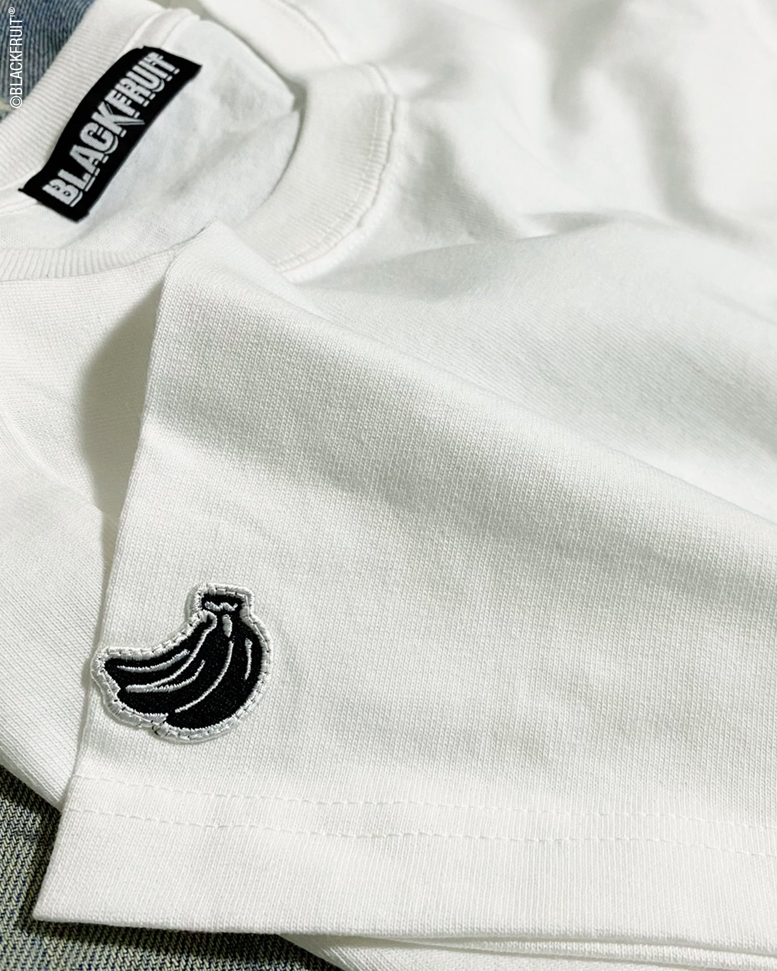 DRIP BANANA PRINTED TEE【離島配送不可】
