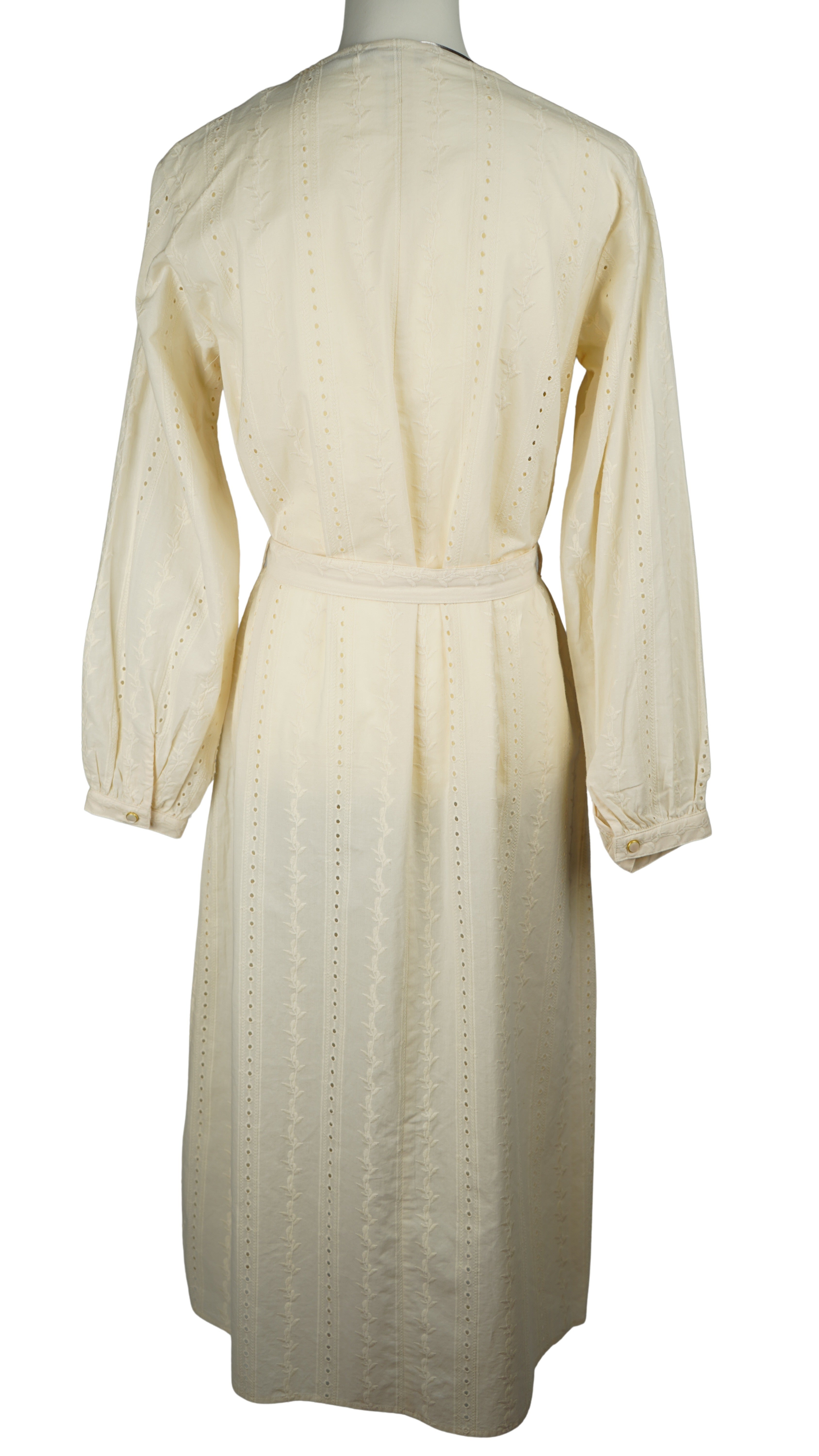 EYELET NOCOLLAR LONG SHIRT【離島配送不可】