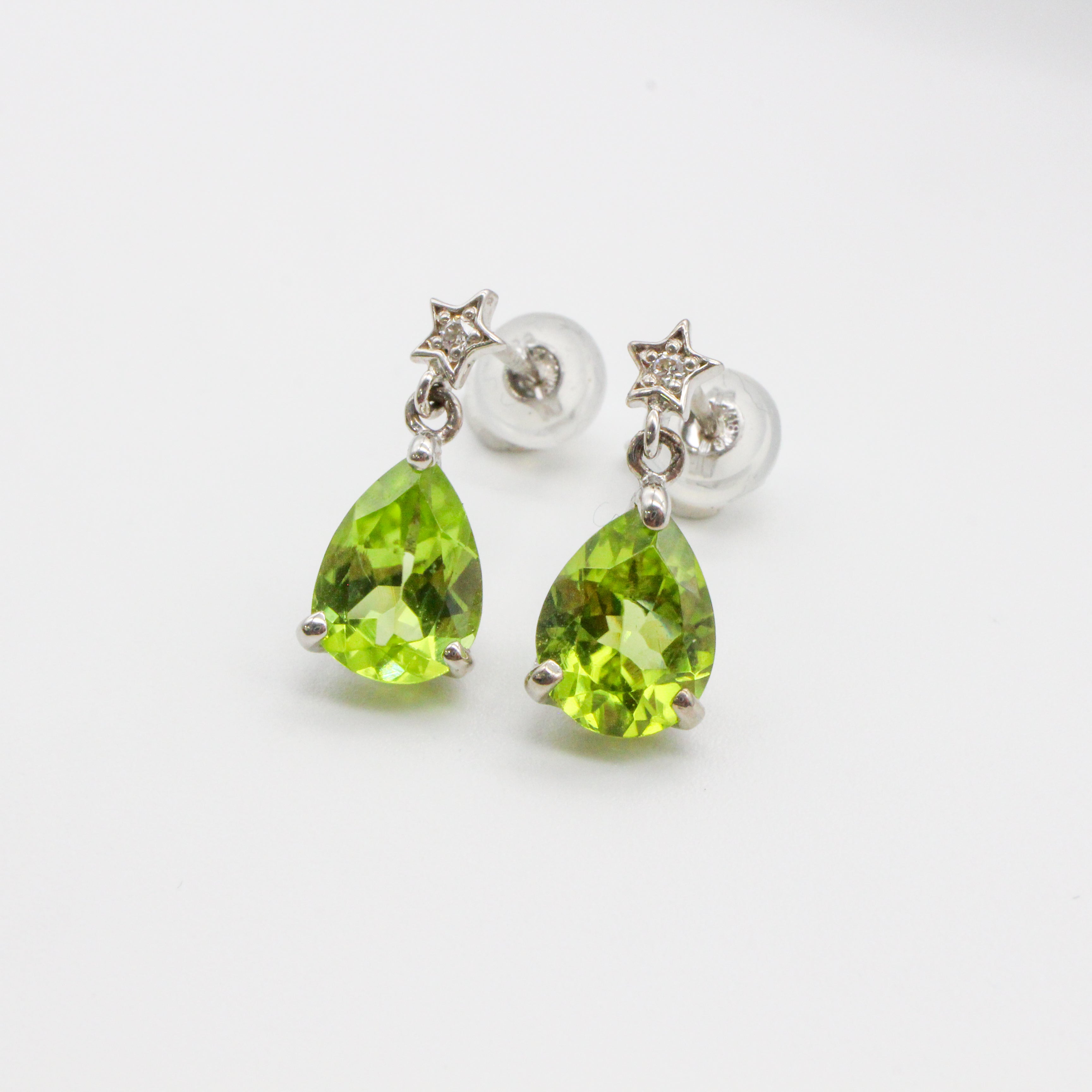 av-0021【K18WG】ピアス【離島配送不可】