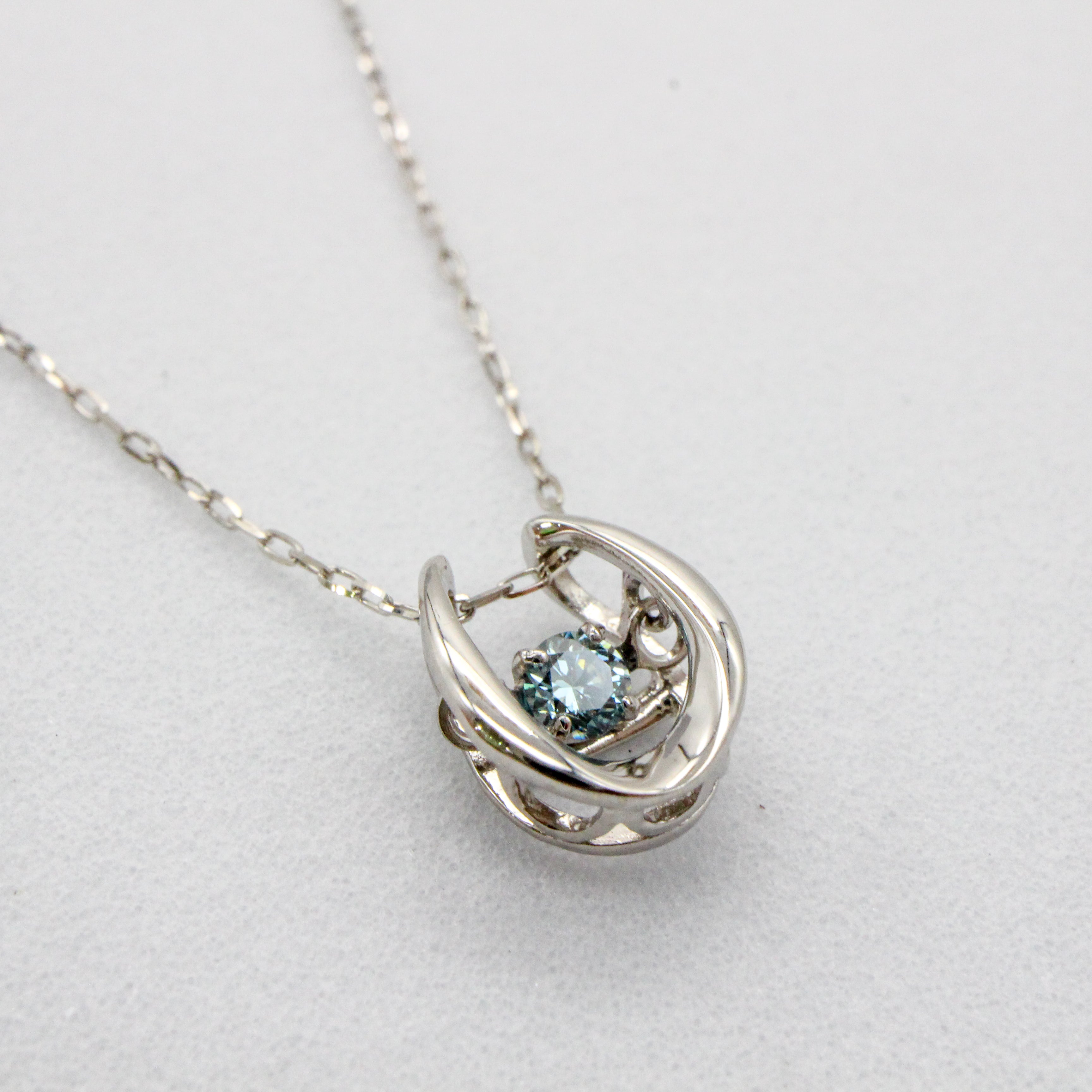 av-0161【K10WG】ペンダント【離島配送不可】