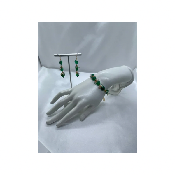 グリーンオニキスハートのピアス、ブレスレットセット