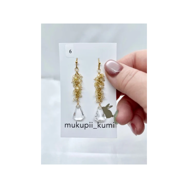 水晶とジルコンのピアス