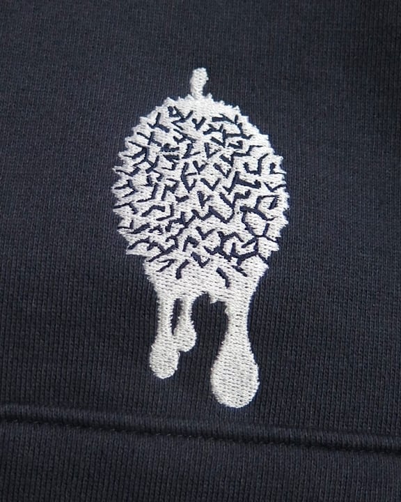 DRIP “DURIAN” EMBROIDERY HOODED SWEATSHIRT【離島配送不可】