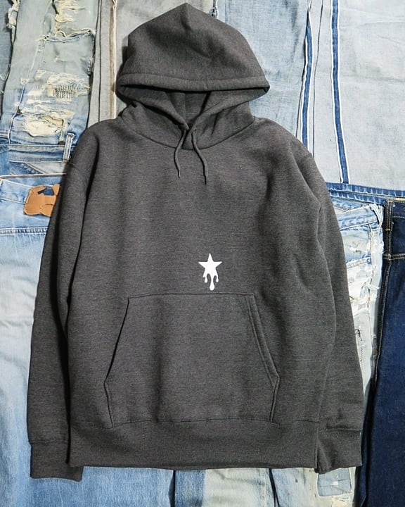 DRIP “STAR” EMBROIDERY HOODED SWEATSHIRT【離島配送不可】