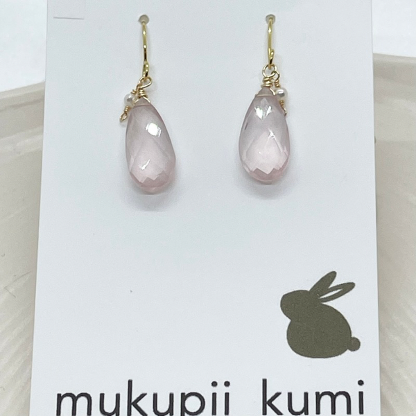 ローズクォーツと淡水パールのピアス(イヤリング可)