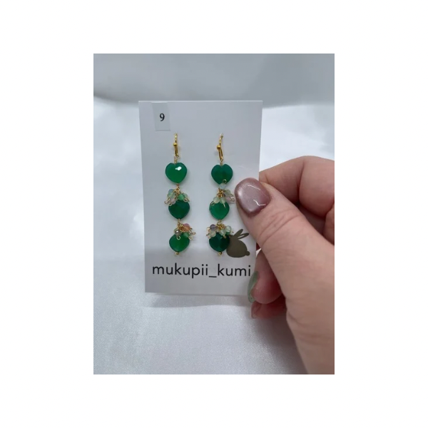 グリーンオニキスハートのピアス、ブレスレットセット